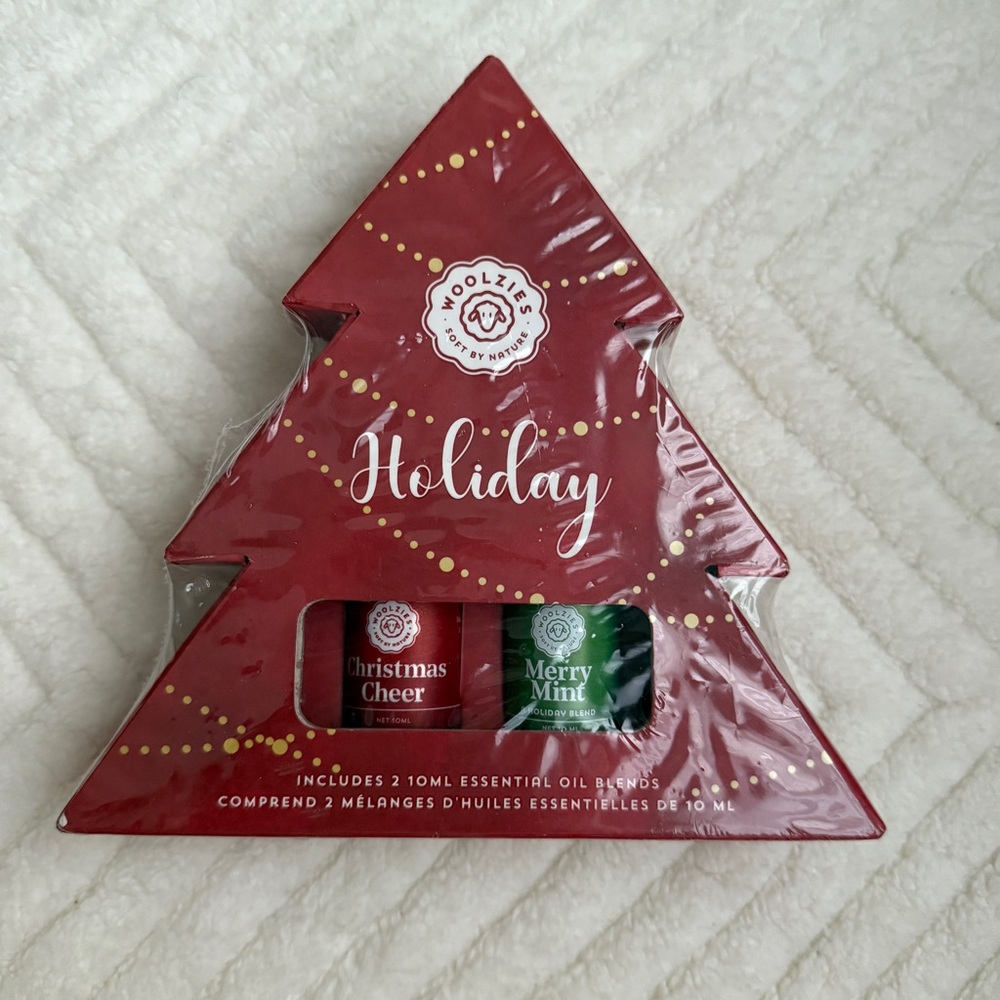 Holiday Essential Oil Set - Christmas Cheer and Merry Mint - 10 ml each